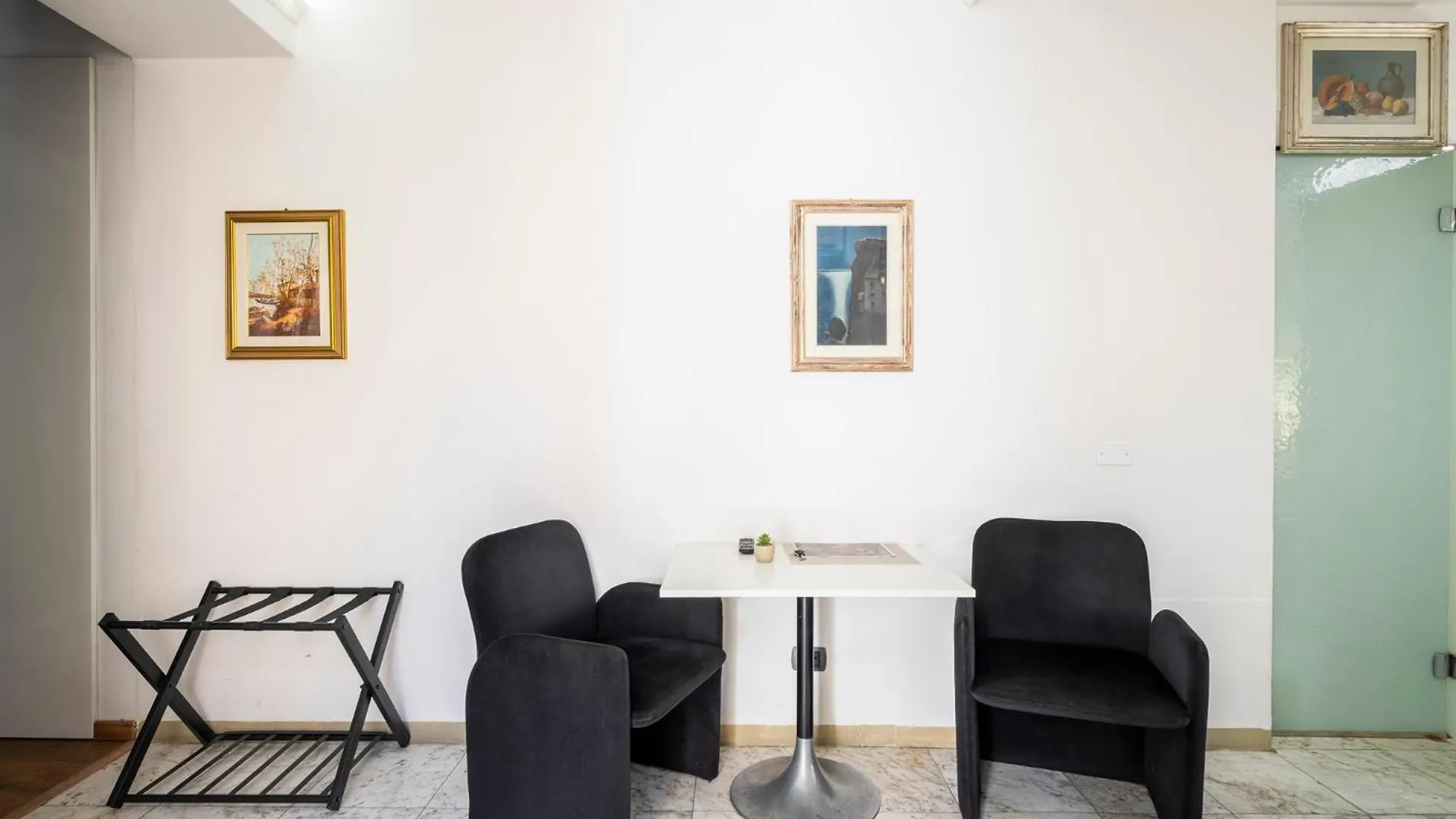 11 Duomo - Monolocale Caratteristico Apartment Florence 0*,  Italy