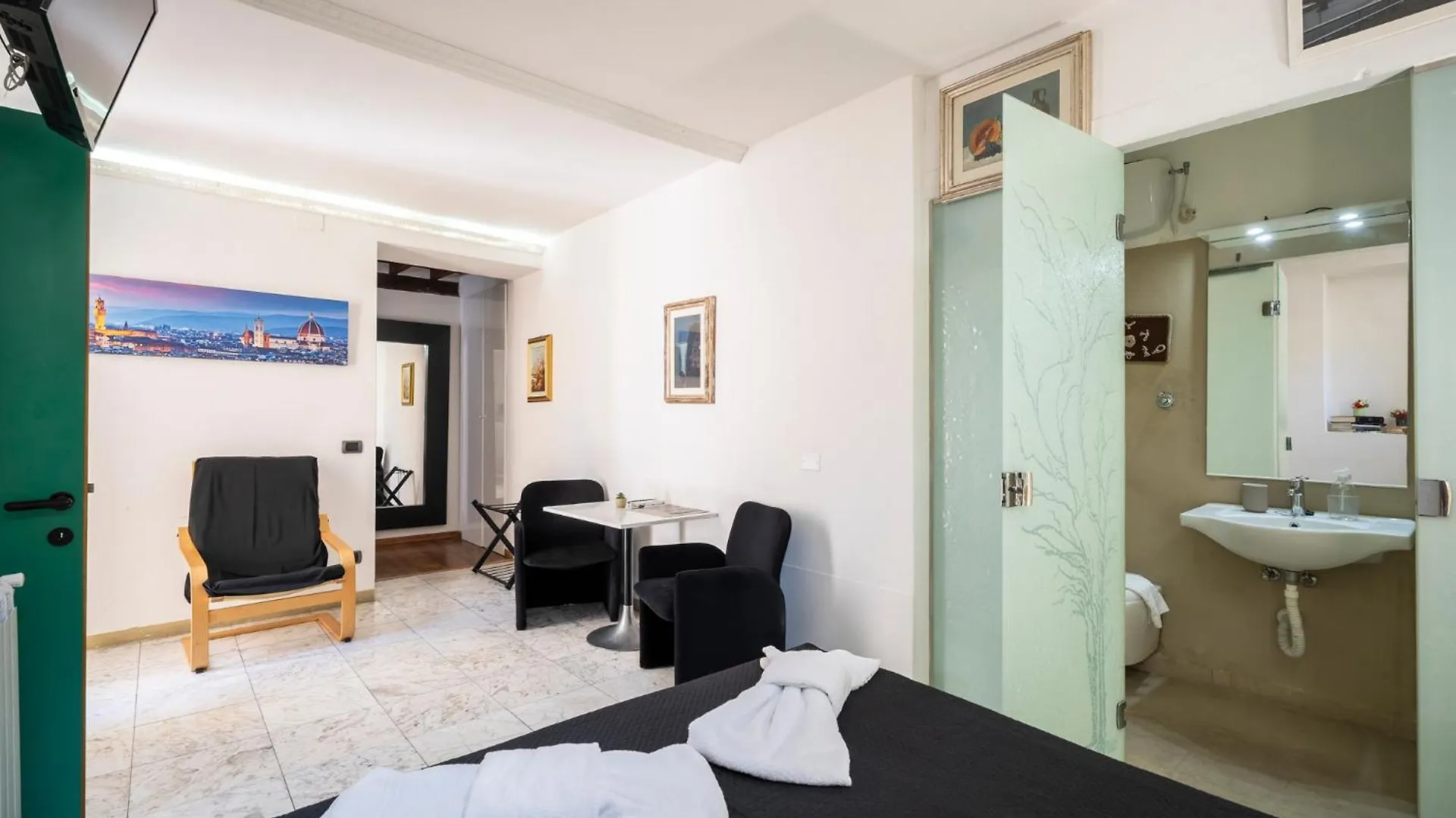 11 Duomo - Monolocale Caratteristico Apartment Florence 0*,  Italy