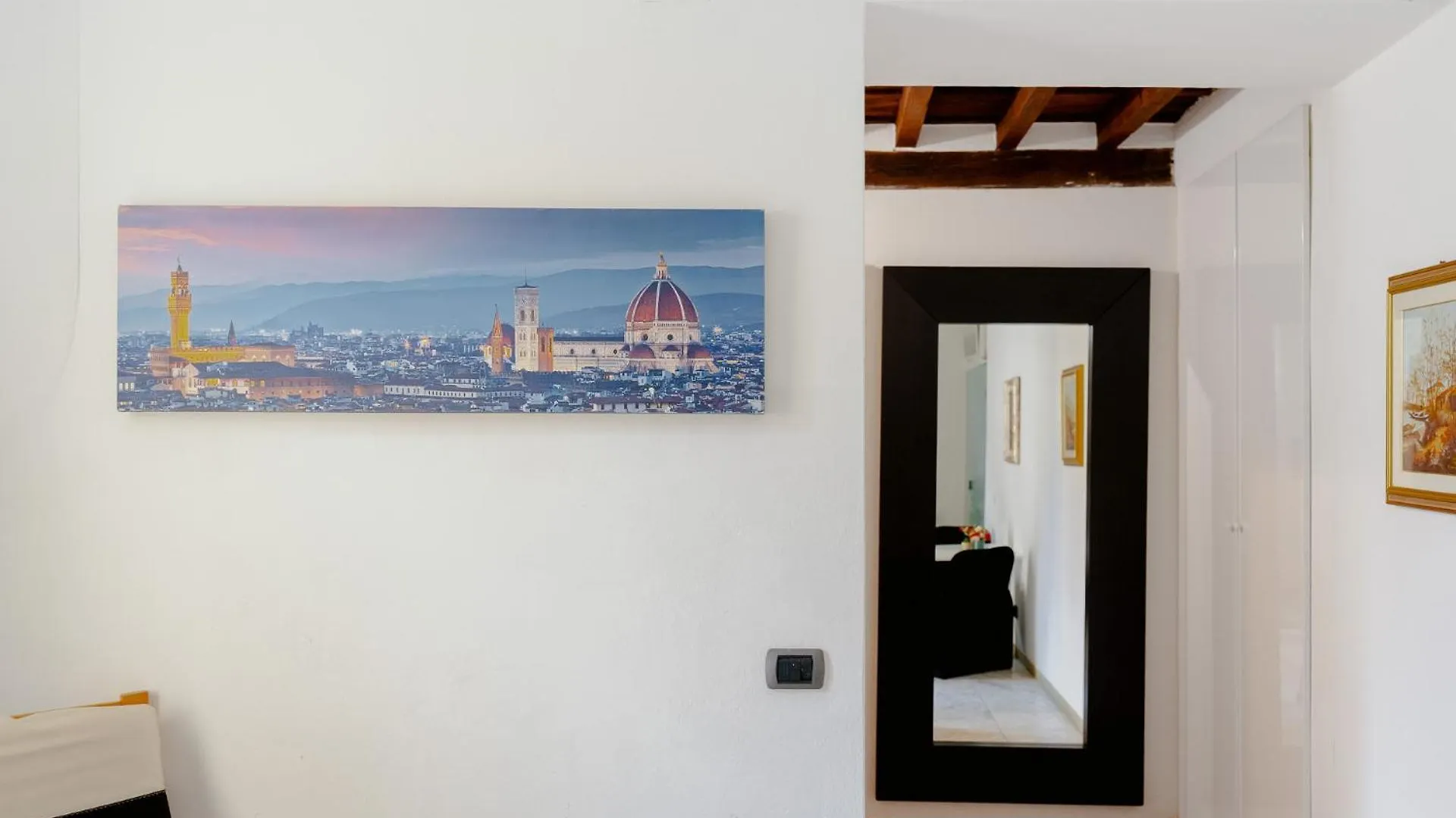 11 Duomo - Monolocale Caratteristico Apartment Florence
